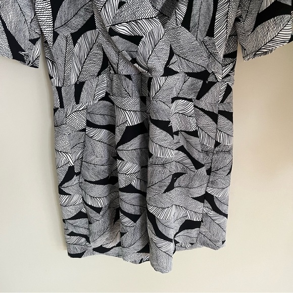 Loft Fern Black White Botanical Print Romper with Pockets - Picture 4 of 14